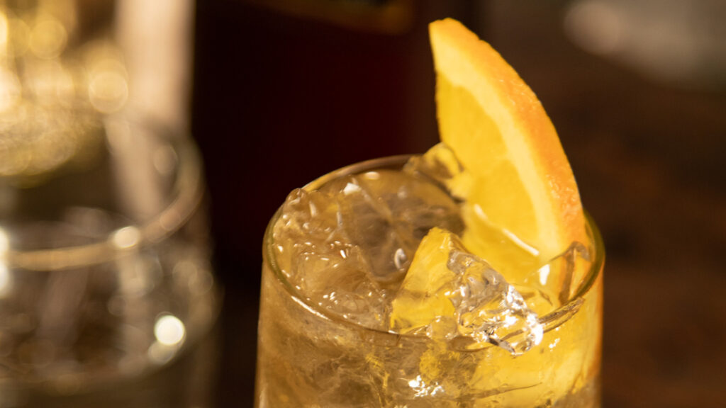 DARK AND STORMY CLASSIC